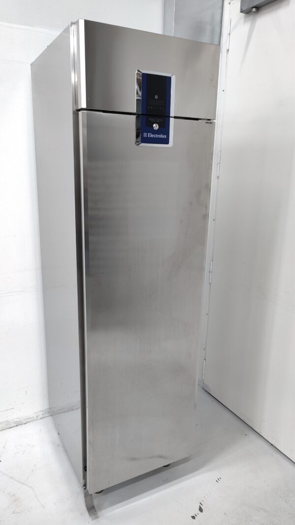 Kylmäkaappi Electrolux Prostore 500